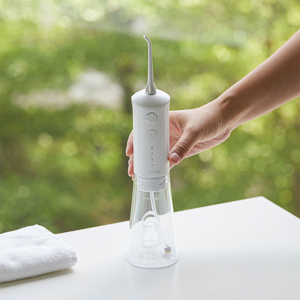 Máy tăm nước LocknLock Oral irrigator 300ml 3 chế độ, sạc dùng 20 ngày ENR164WHT